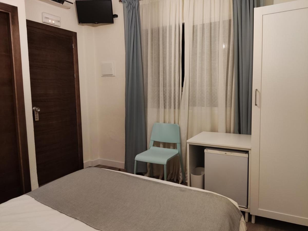 Hostal Andalucia Чипиона Екстериор снимка