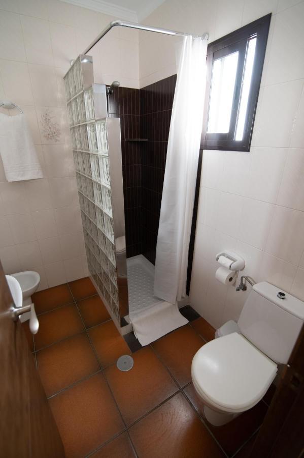 Hostal Andalucia Чипиона Екстериор снимка
