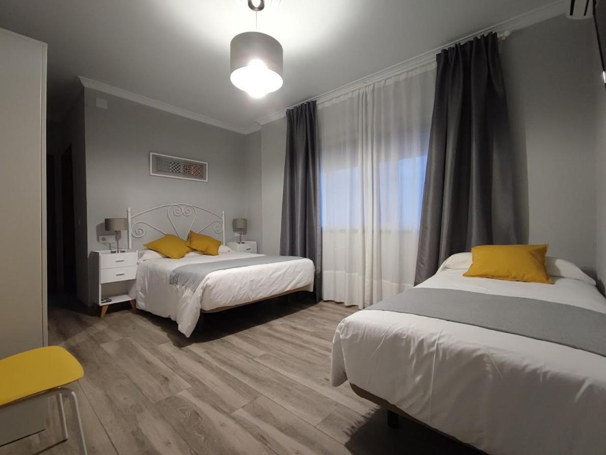 Hostal Andalucia Чипиона Екстериор снимка